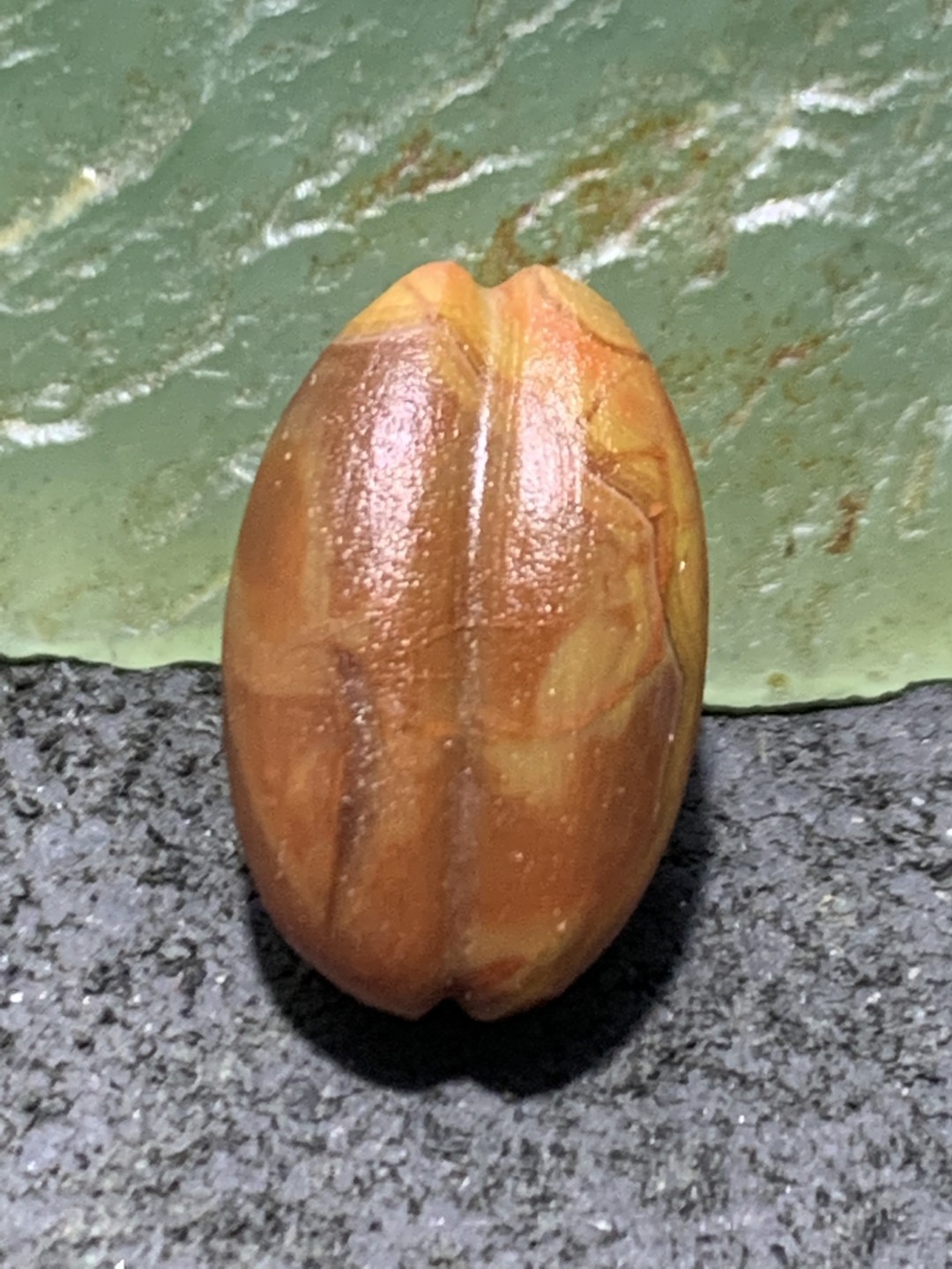 精美战国红玛瑙亚光瓜珠一颗