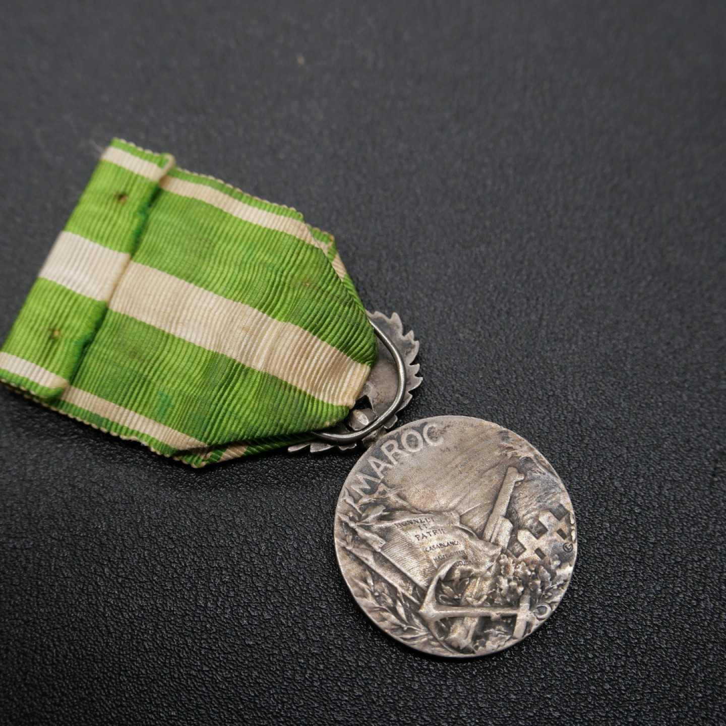 勋章奖章交易所3月25日拍卖 法国摩洛哥战役奖章，950银质