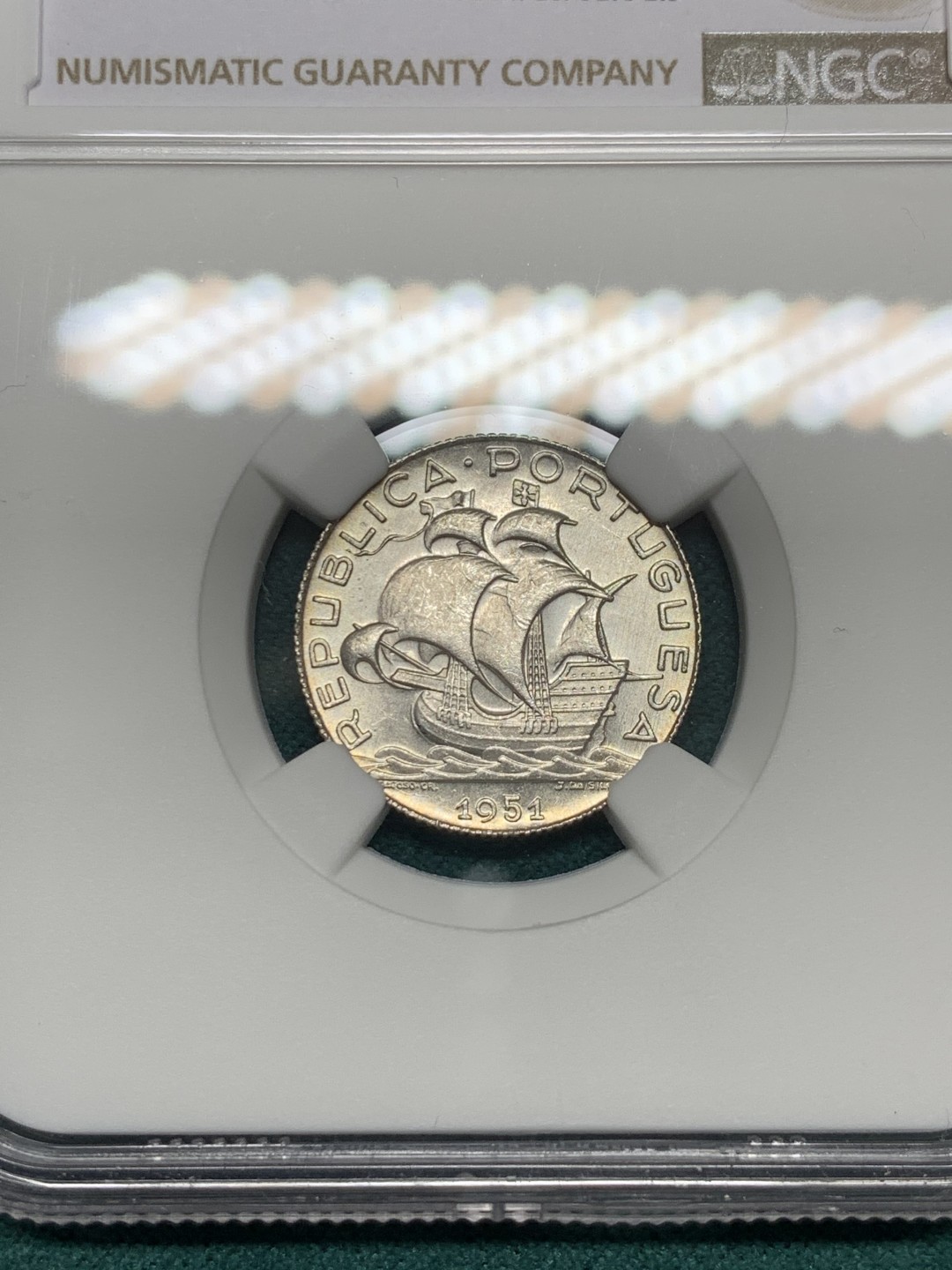 《竞宝斋》第146场-周日，周一 2场 (全场包邮) NGC-MS65 葡萄牙1951年 大帆船 2.5埃斯库多 银币 64分以上就难了