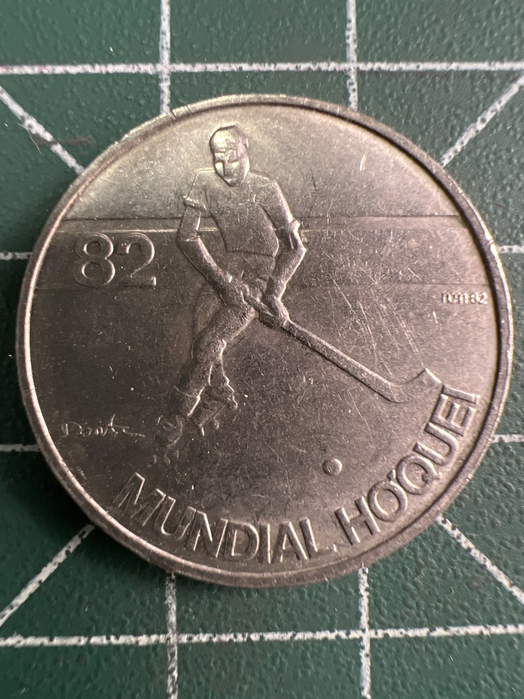 泡泡堂微拍第一百〇二幕硬币捡漏可累计专场👿👿，累计满二十元包邮，接受代拍业务 葡萄牙世界旱冰曲棍球锦标赛5埃斯库多纪念币