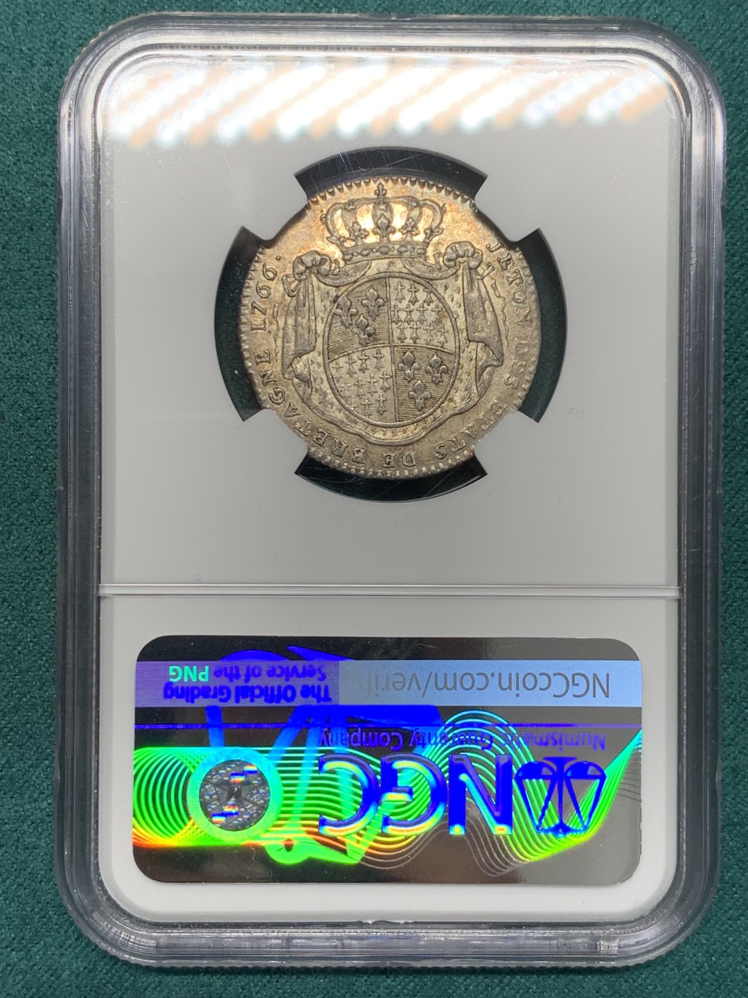 《竞宝斋》第146场-周日，周一 2场 (全场包邮) NGC-AU58 法国1766年路易十六 银质JETON 老包浆带彩 非常漂亮