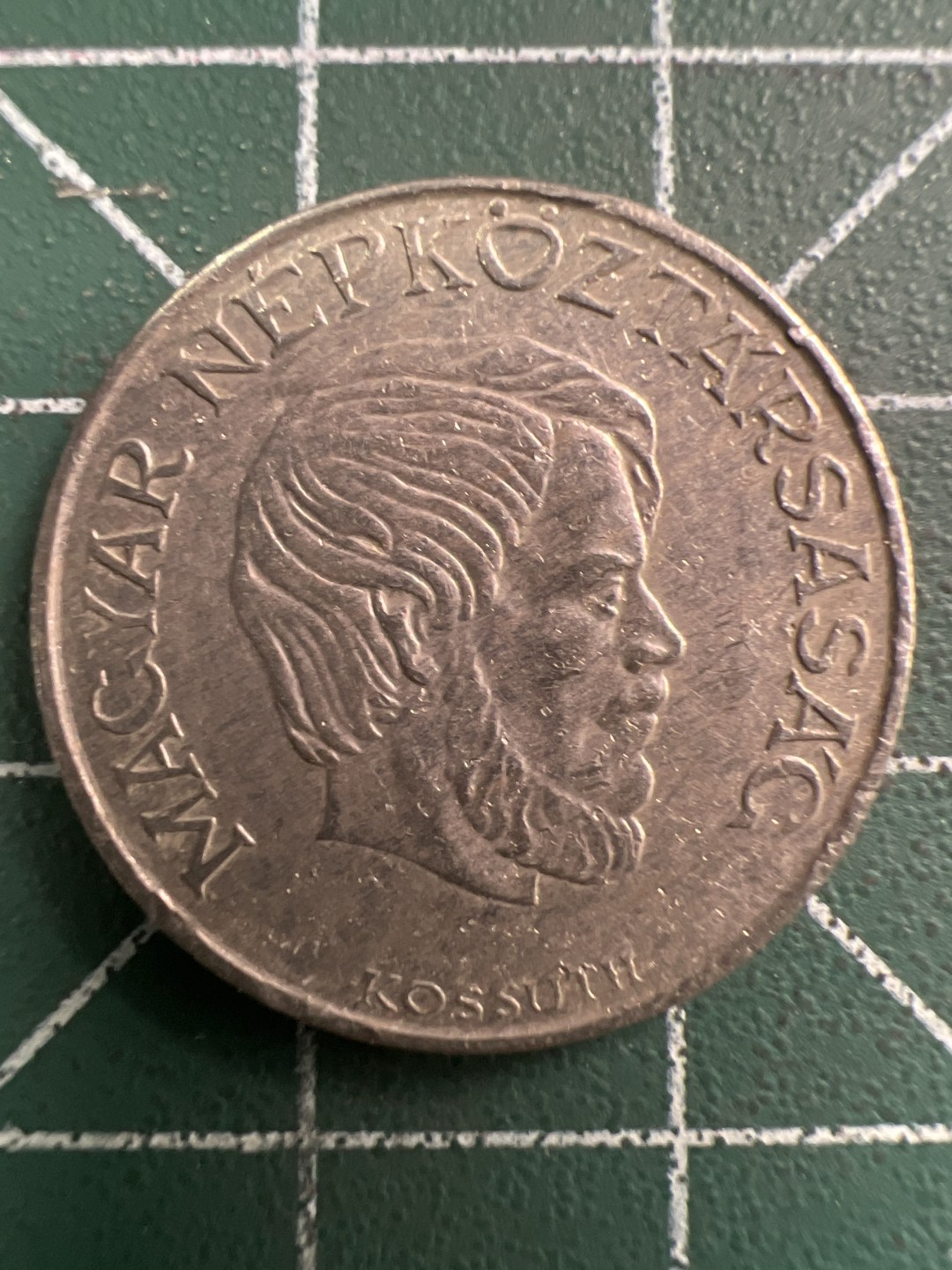 泡泡堂微拍第一百〇三幕硬币捡漏可累计专场👿👿，累计满二十元包邮，接受代拍业务 匈牙利5福林