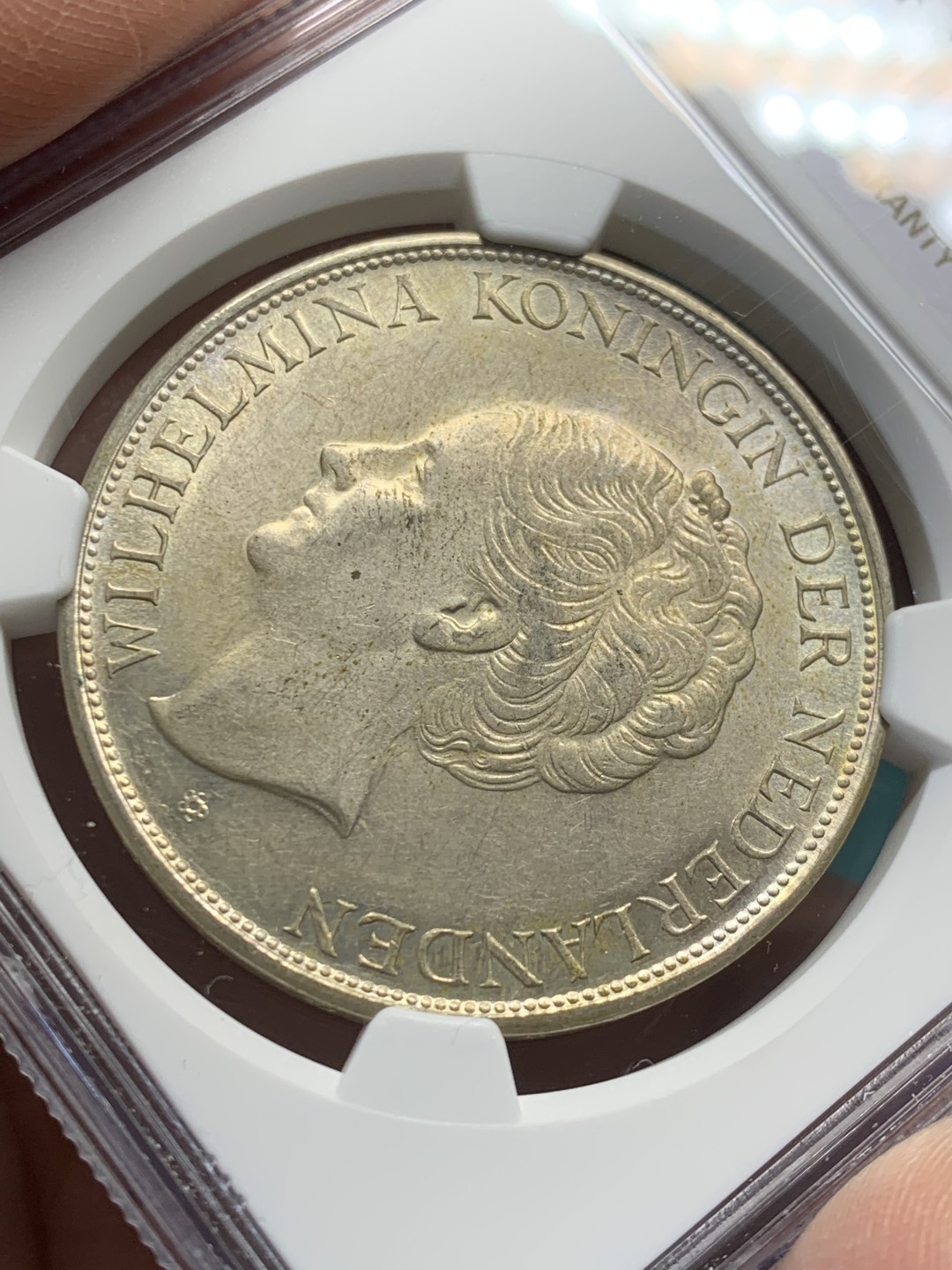 《竞宝斋》第146场-周日，周一 2场 (全场包邮) NGC-MS62 荷属东印度殖民地 1943年 女王威廉米娜2.5盾大银币 原光好品