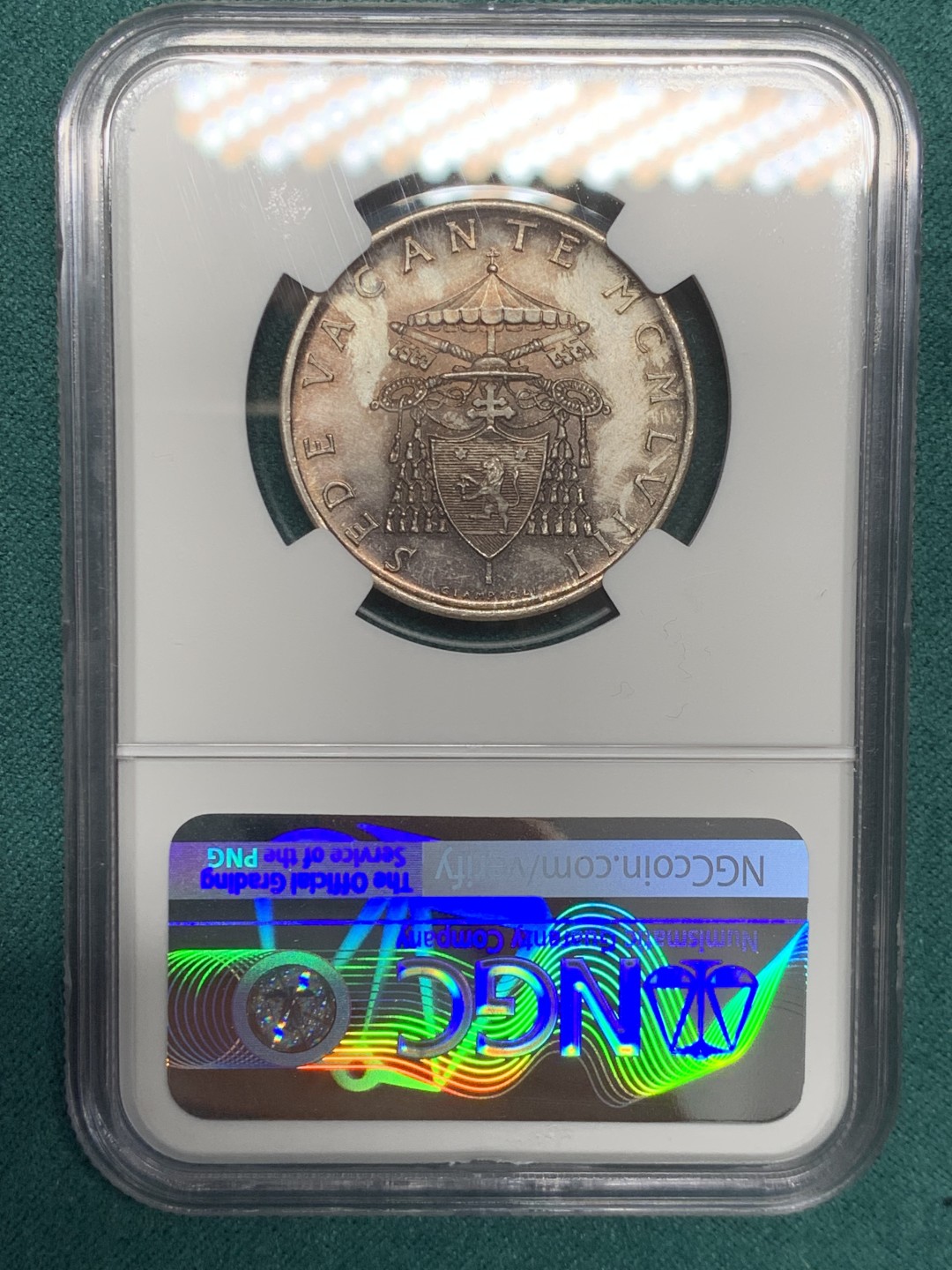 《竞宝斋》第146场-周日，周一 2场 (全场包邮) NGC MS63 梵蒂冈1958年500里拉缺位币 银币 光度很好 略有低评