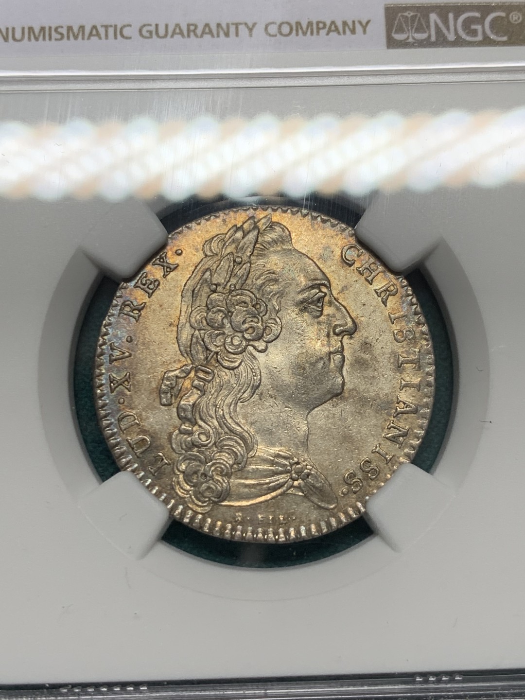 《竞宝斋》第146场-周日，周一 2场 (全场包邮) NGC-AU58 法国1766年路易十六 银质JETON 老包浆带彩 非常漂亮