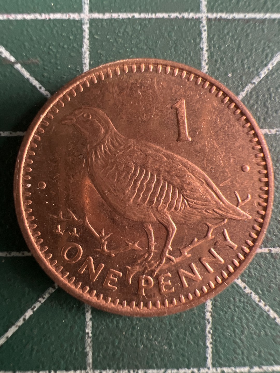 泡泡堂微拍第一百〇二幕硬币捡漏可累计专场👿👿，累计满二十元包邮，接受代拍业务 直布罗陀一便士 鹧鸪鸟