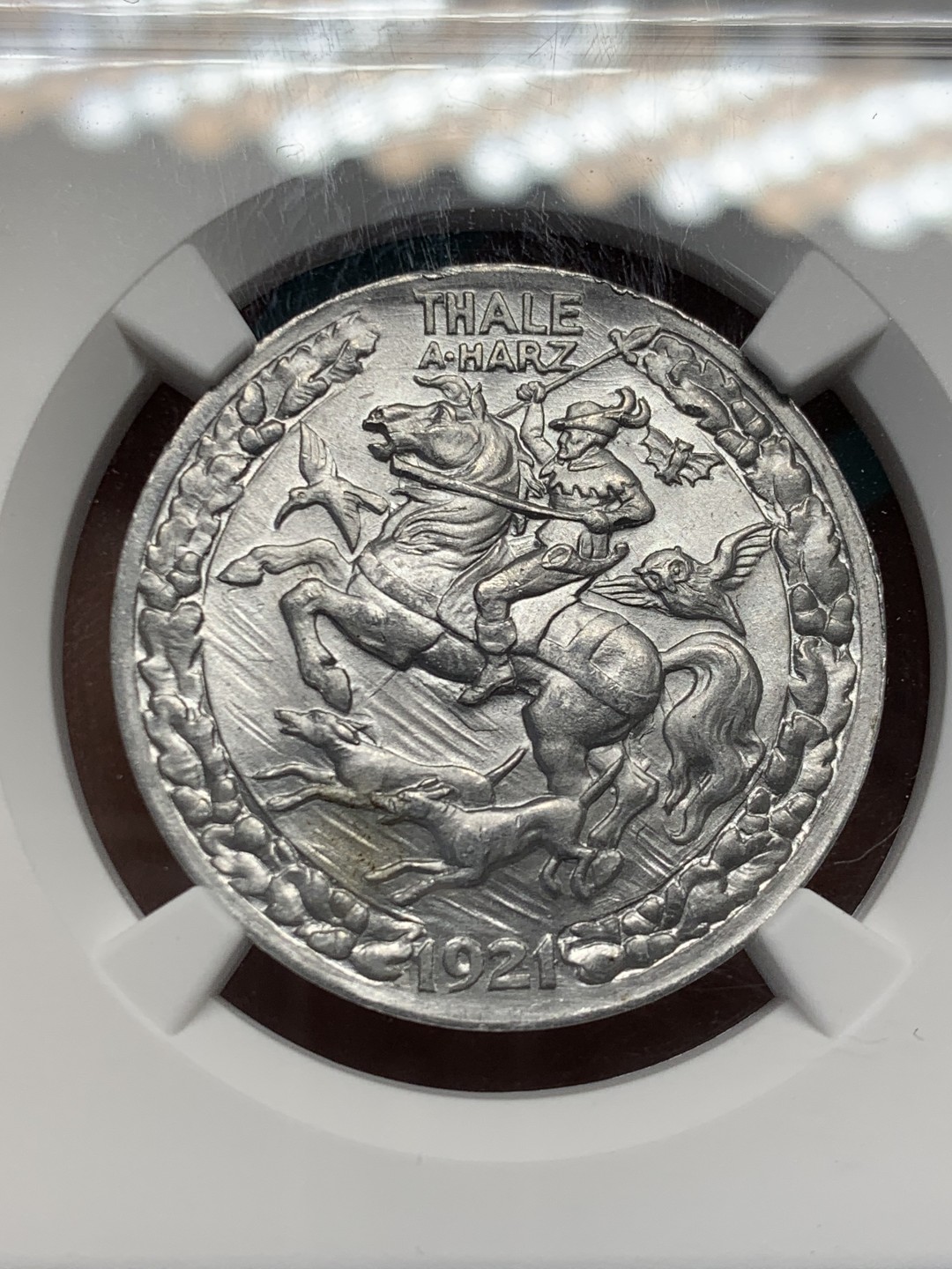 《竞宝斋》第146场-周日，周一 2场 (全场包邮) NGC-MS66 德紧1921年3马克猎人 亚军分 冠军仅4枚 收藏良机