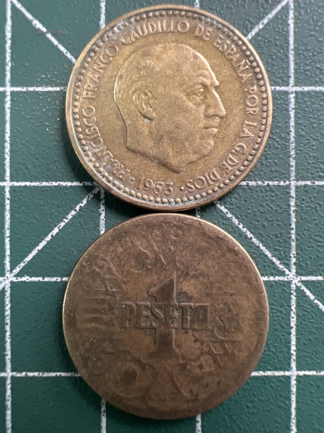 泡泡堂微拍第一百〇三幕硬币捡漏可累计专场👿👿，累计满二十元包邮，接受代拍业务 西班牙两枚