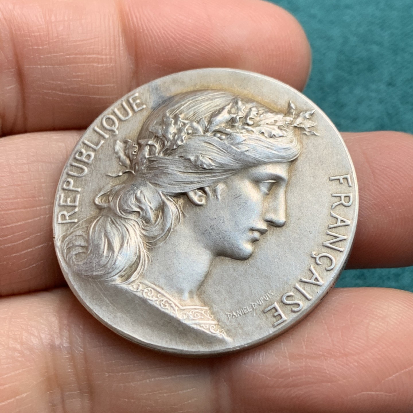 《竞宝斋》第146场-周日，周一 2场 (全场包邮) 法国 玛丽安娜银章 边铭丰饶角AR 重量22.3g 直径36mm