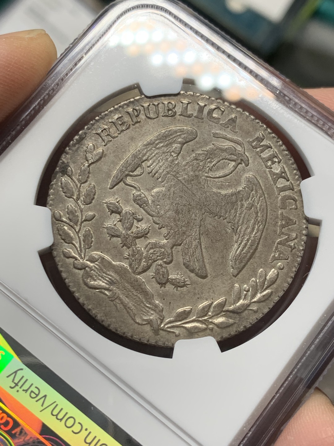 《竞宝斋》第146场-周日，周一 2场 (全场包邮) NGC AU53 墨西哥 1860年 8R 花边鹰洋 原味包浆 底板平整 不错