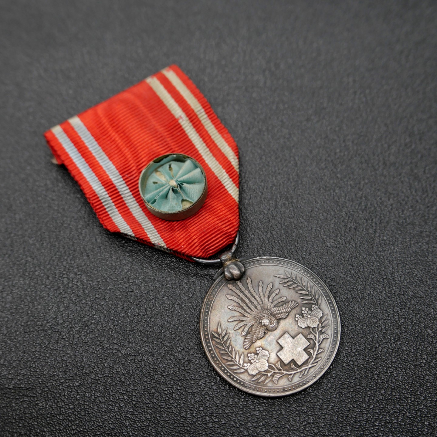 勋章奖章交易所3月25日拍卖 日本赤十字奖章，银质版本