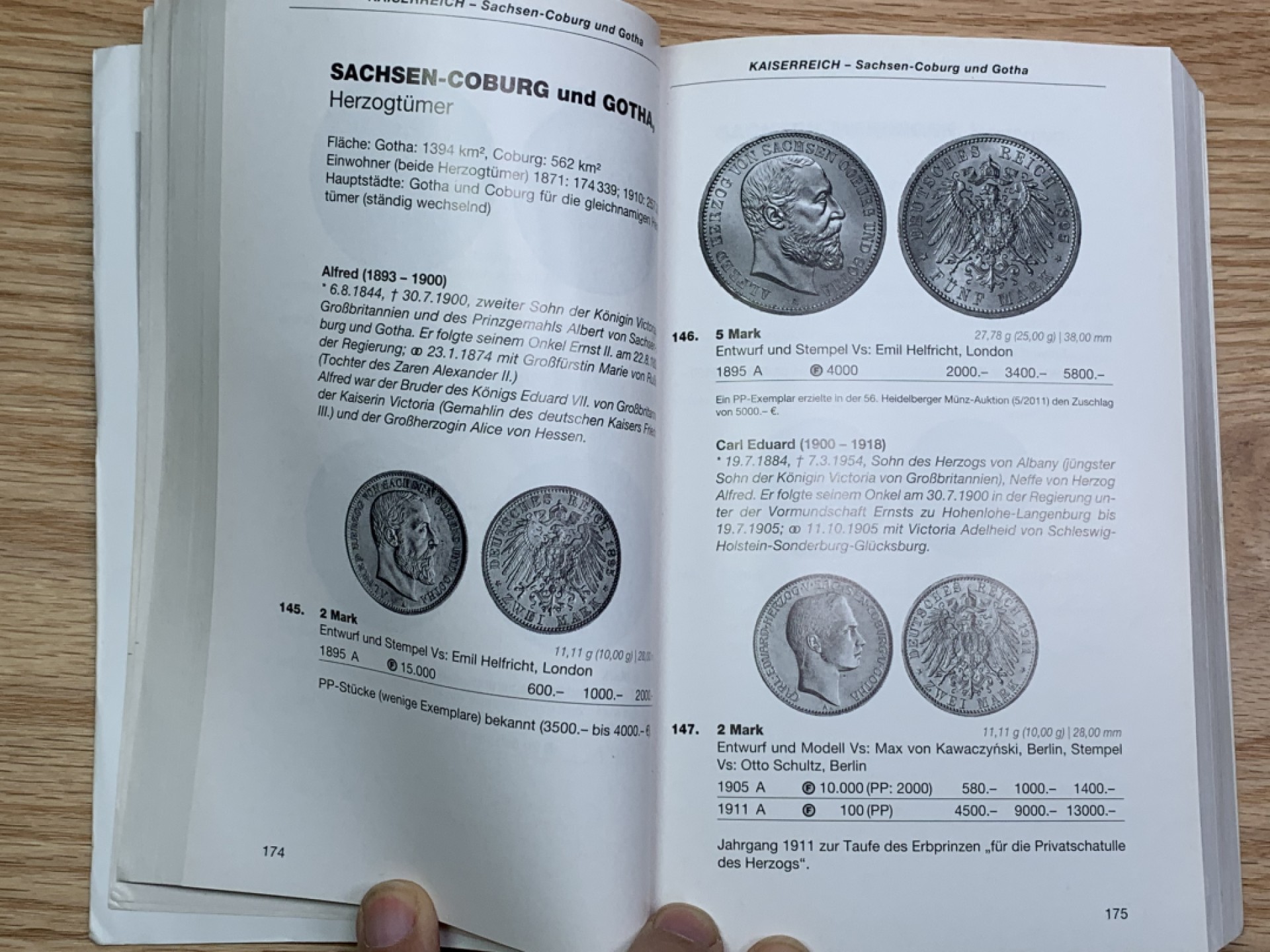 《竞宝斋》第146场-周日，周一 2场 (全场包邮) 德国耶格尔目录1871年--至今，经典目录 960页 包含第三帝国、东德等热门币种详细版别介绍