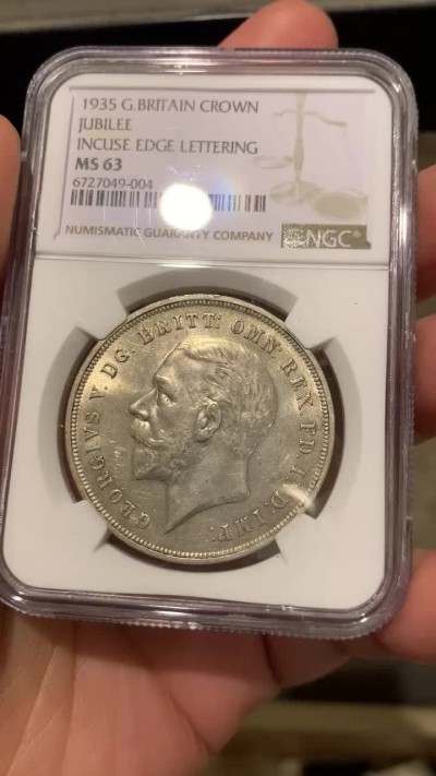 《竞宝斋》第146场-周日，周一 2场 (全场包邮) NGC-MS63 英国1935年乔五木马剑克朗银币，转光强烈，打制深峻，无明显瑕疵