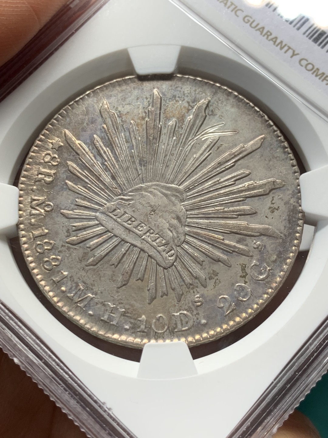 《竞宝斋》第146场-周日，周一 2场 (全场包邮) NGC AU 墨西哥 1881年 8R 花边鹰洋 PL底板 羽毛好 可惜有划