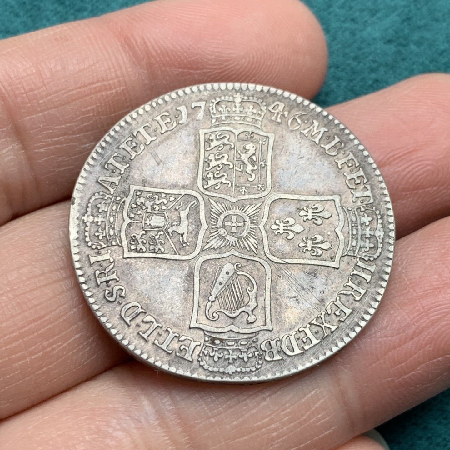 《竞宝斋》第146场-周日，周一 2场 (全场包邮) 英国 1746年 水泡眼 乔治二世 半克朗 银币 LIMA 版本 铸币材料源自利马海战缴获的白银 XF40状态包浆好