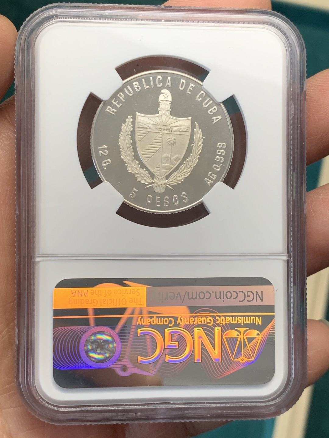 《竞宝斋》第146场-周日，周一 2场 (全场包邮) NGC-PF68 古巴1981年 兰花5比索精制银币 普制比较常见，精制很少