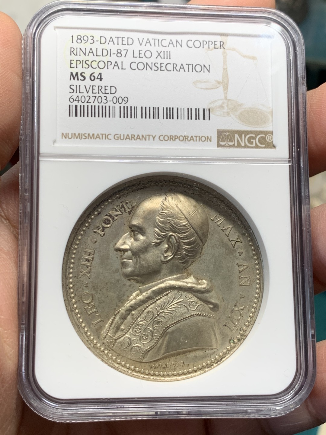 《竞宝斋》第146场-周日，周一 2场 (全场包邮) NGC MS64 教皇国 梵蒂冈 1893年 利奥十三世 教皇祝圣纪念 镀银铜章 高浮雕设计 细节惊人 加厚盒装 可藏