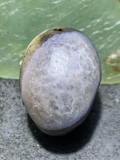 精美原皮冰飘天眼纹战国红玛瑙手工雕刻一念随形吊坠一个 精美原皮冰飘天眼纹战国红玛瑙手工雕刻一念随形吊坠一个