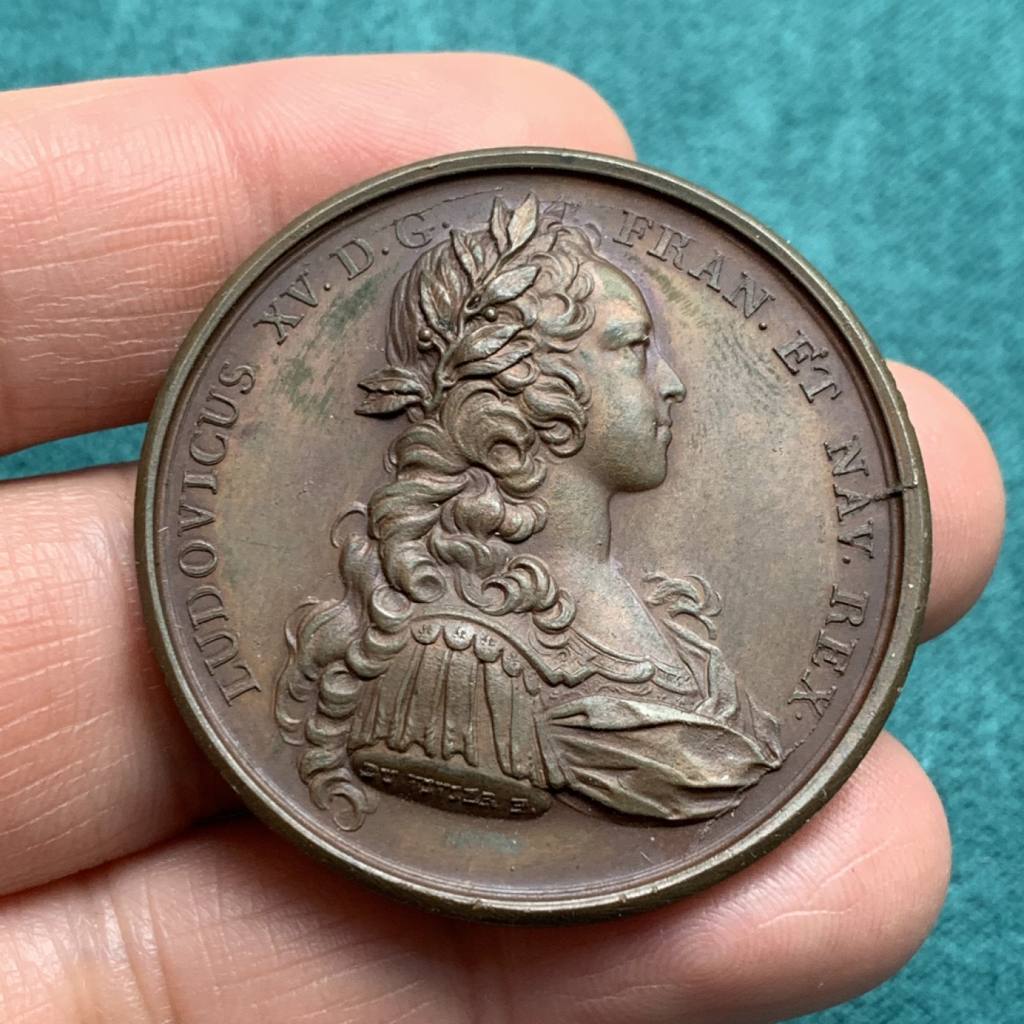 《竞宝斋》第146场-周日，周一 2场 (全场包邮) 法国 1721年 路易十五  大铜章 41.2mm 25.2克 巧克力包浆