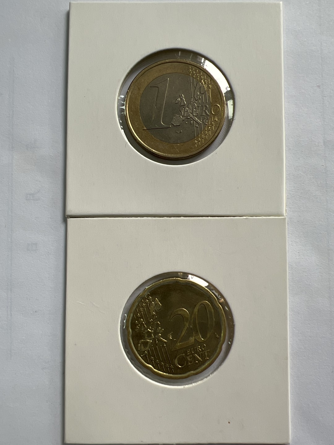 泡泡堂微拍第一百〇二幕硬币捡漏可累计专场👿👿，累计满二十元包邮，接受代拍业务 芬兰欧分两枚