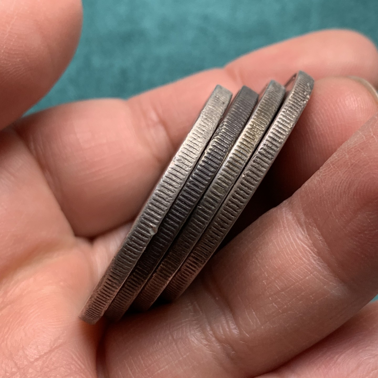 《竞宝斋》第146场-周日，周一 2场 (全场包邮) 4枚一起 英国维多利亚高冠马剑克朗一组四枚，1889+1890+1891+1892，流通品相老包浆