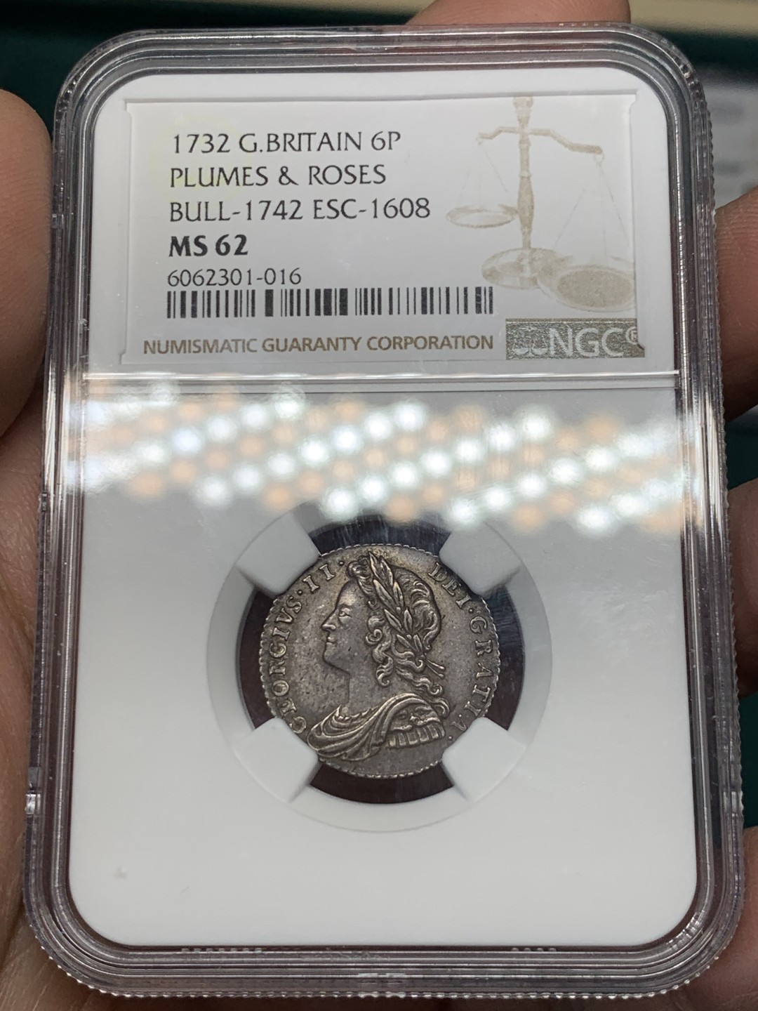 《竞宝斋》第146场-周日，周一 2场 (全场包邮) NGC MS62 英国乔治二世 1732年 6便士银币 稀见品种 玫瑰版本