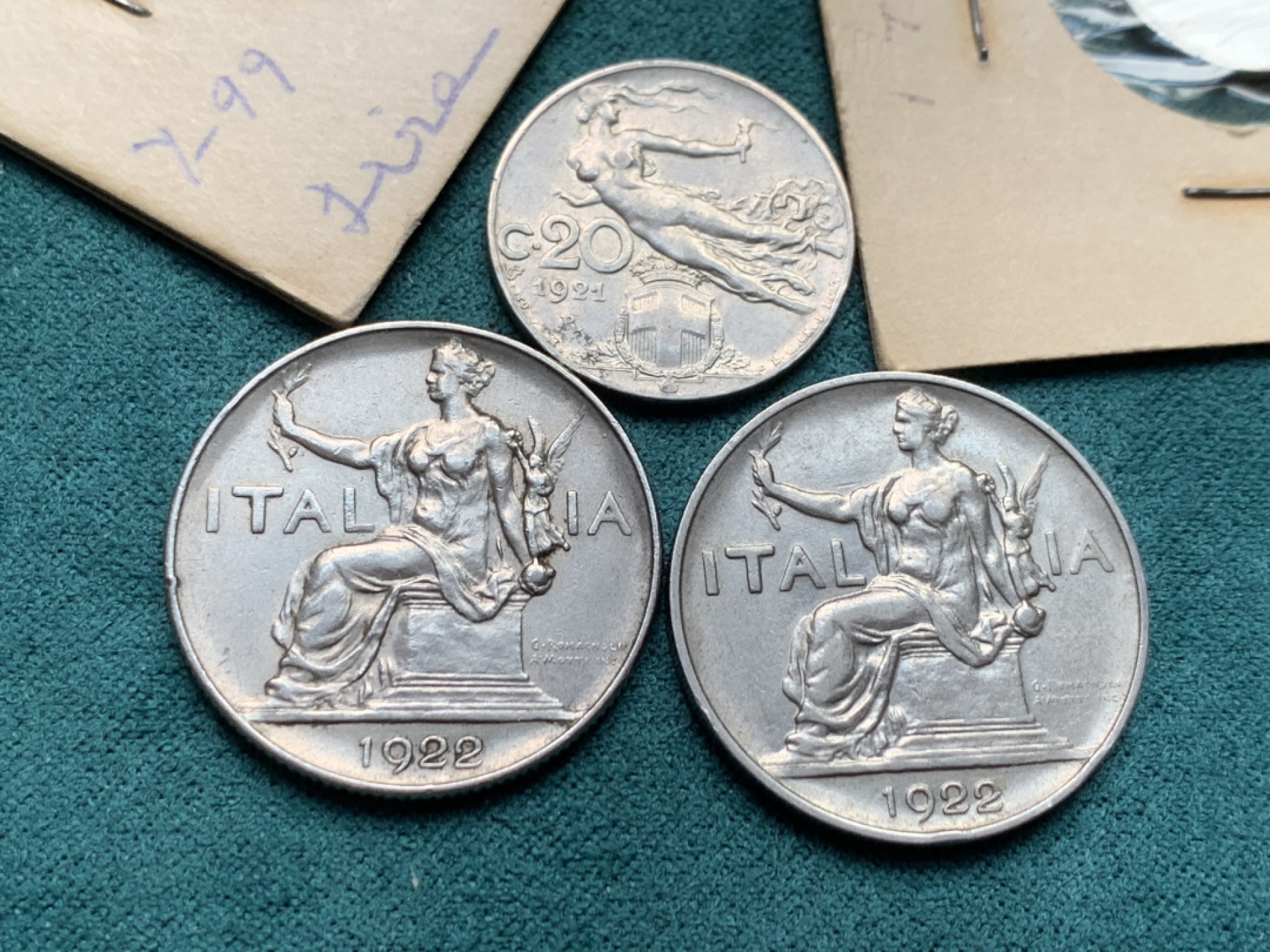 《竞宝斋》第146场-周日，周一 2场 (全场包邮) 意大利五枚好品散币 1922年1里拉2枚 1921年20分一枚 1952年 1955年1里拉各一枚 老藏家纸夹