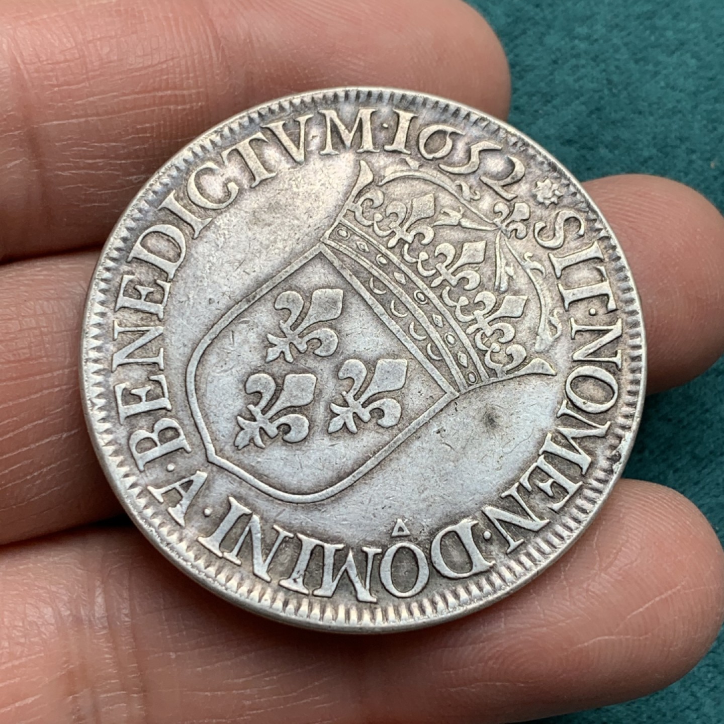 《竞宝斋》第146场-周日，周一 2场 (全场包邮) 法国 1652年A版 路易十四 太阳王 年轻头像 埃居大银币 打制清晰 无减重痕迹 非常不错 非常不错