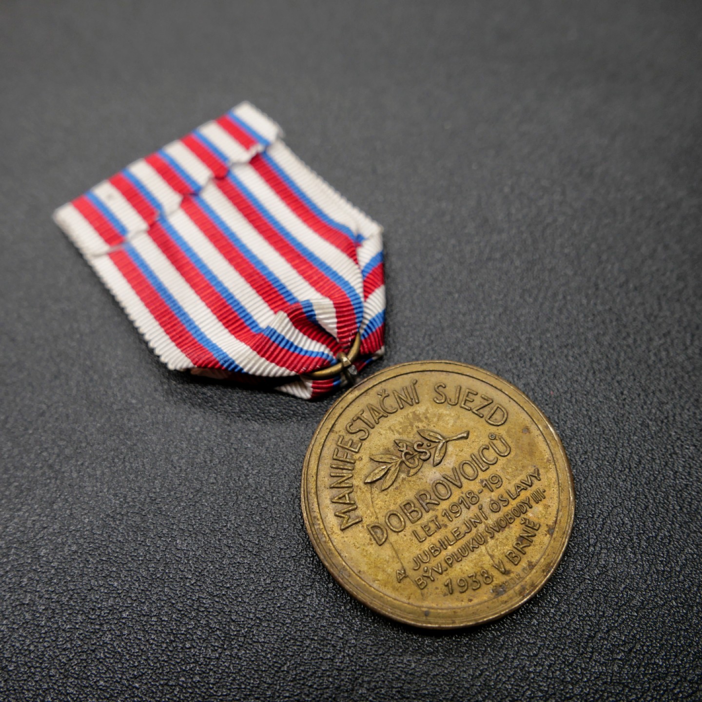 勋章奖章交易所3月25日拍卖 捷克斯洛伐克一战20周年纪念章