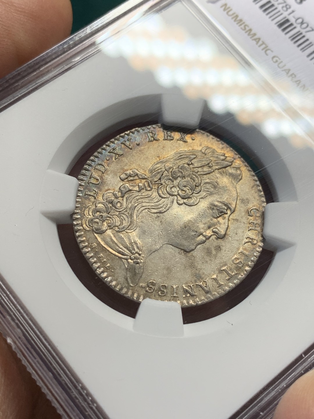 《竞宝斋》第146场-周日，周一 2场 (全场包邮) NGC-AU58 法国1766年路易十六 银质JETON 老包浆带彩 非常漂亮