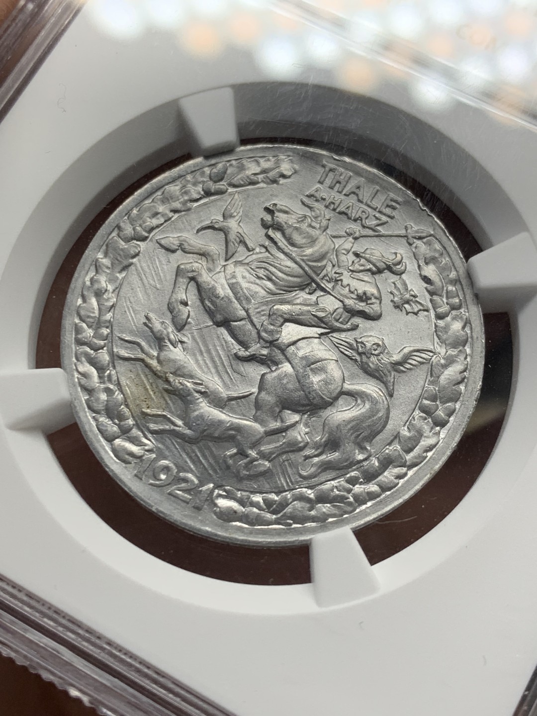 《竞宝斋》第146场-周日，周一 2场 (全场包邮) NGC-MS66 德紧1921年3马克猎人 亚军分 冠军仅4枚 收藏良机