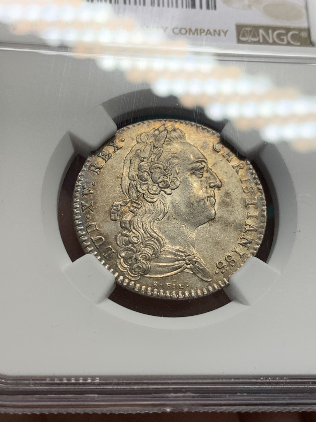 《竞宝斋》第146场-周日，周一 2场 (全场包邮) NGC-AU58 法国1766年路易十六 银质JETON 老包浆带彩 非常漂亮