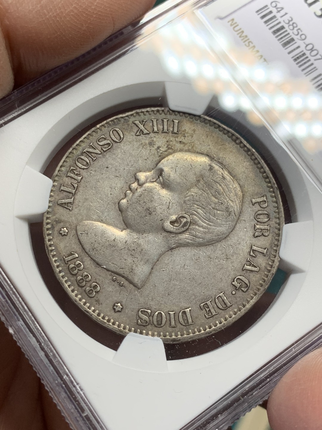 《竞宝斋》第146场-周日，周一 2场 (全场包邮) NGC-AU50 西班牙1888年 阿方索十三世 5比塞塔双柱大银币 好品上AU出分就少了