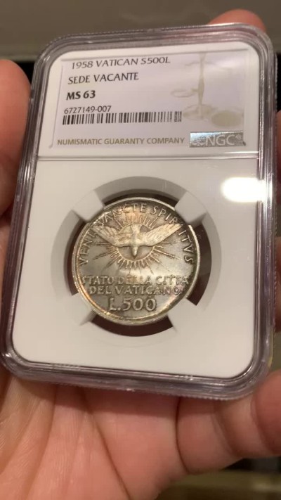 《竞宝斋》第146场-周日，周一 2场 (全场包邮) NGC MS63 梵蒂冈1958年500里拉缺位币 银币 光度很好 略有低评