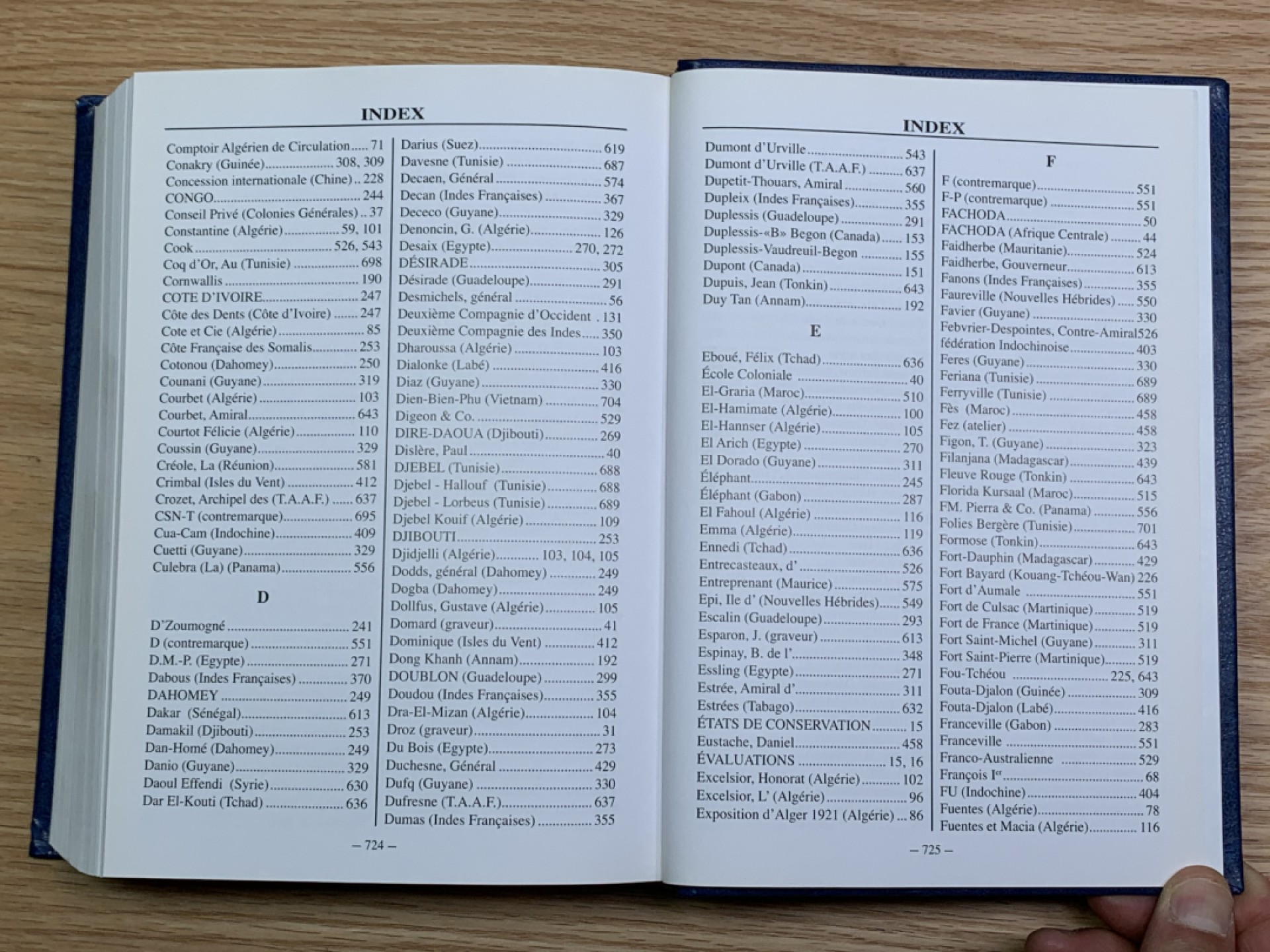 《竞宝斋》第146场-周日，周一 2场 (全场包邮) 市场少见 法国jetons 法国殖民地钱币目录/1498年--至今，736页，书尾有详细的英文对照索引，查询币非常方便 Monnaies et jetons des colonies françaises / Jean Lecompte