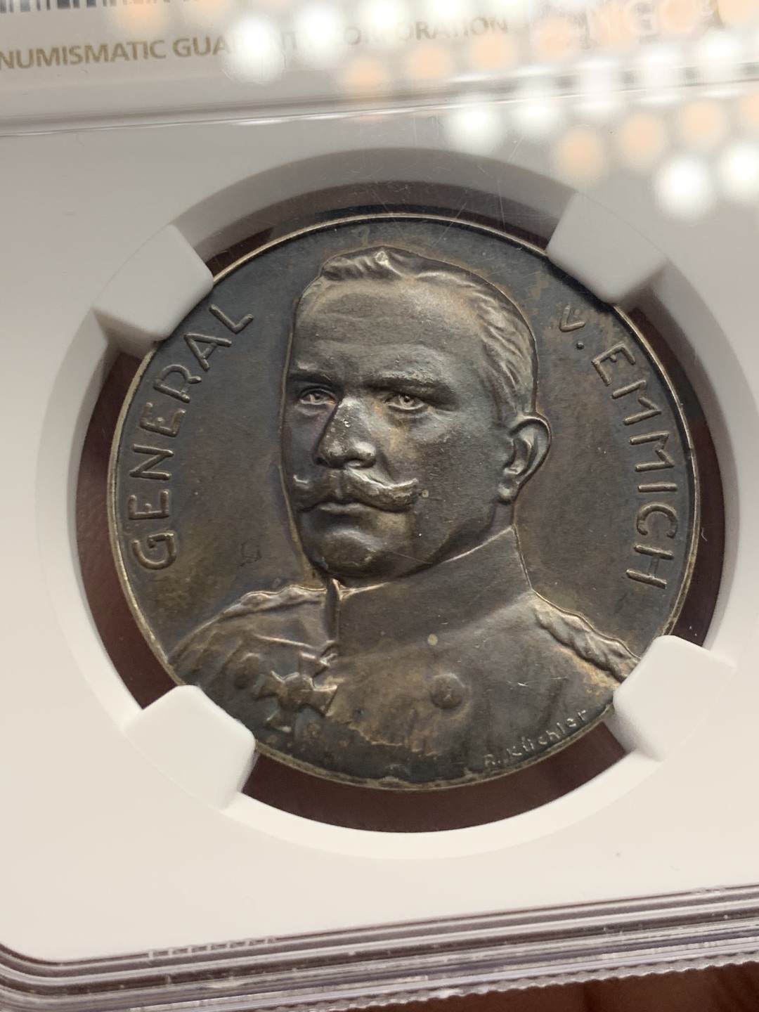 《竞宝斋》第146场-周日，周一 2场 (全场包邮) NGC MS63 1914年德国一战名将艾米奇将军纪念银章 稀少品种 镜面深彩包浆