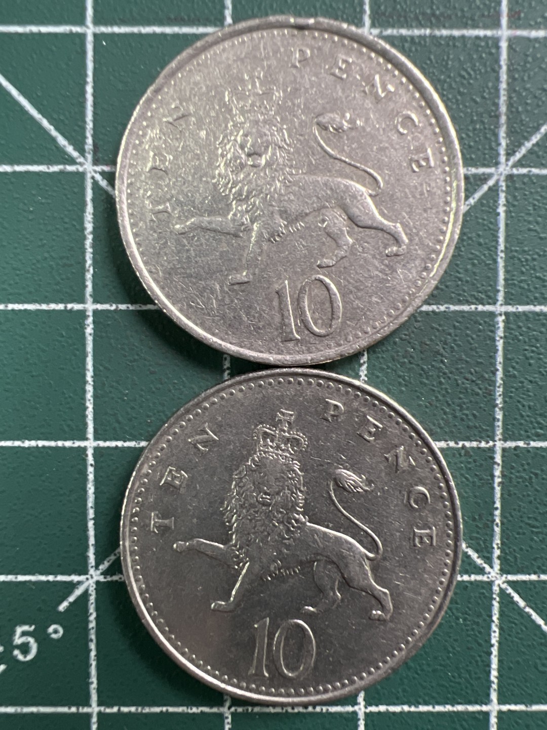 泡泡堂微拍第一百〇三幕硬币捡漏可累计专场👿👿，累计满二十元包邮，接受代拍业务 英国5便士2枚