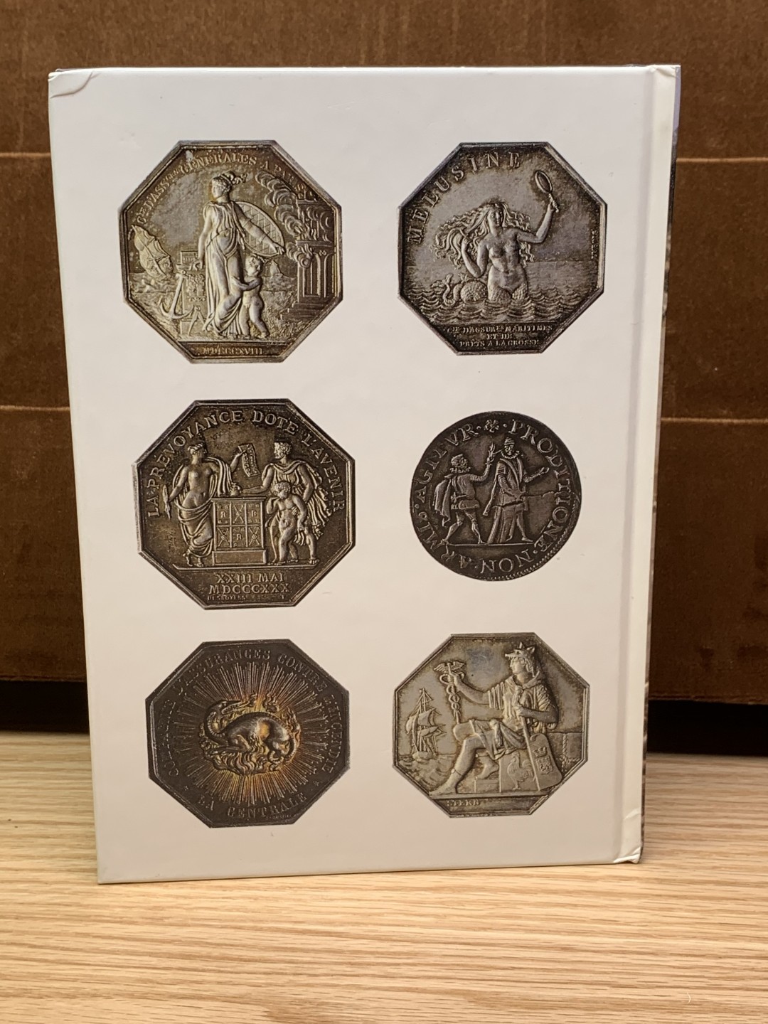 《竞宝斋》第146场-周日，周一 2场 (全场包邮) 法国 1991年 JETONS 代币目录 所见最新版本 版别详尽 厚达349页 一本在手 八角我有 权威绝版目录