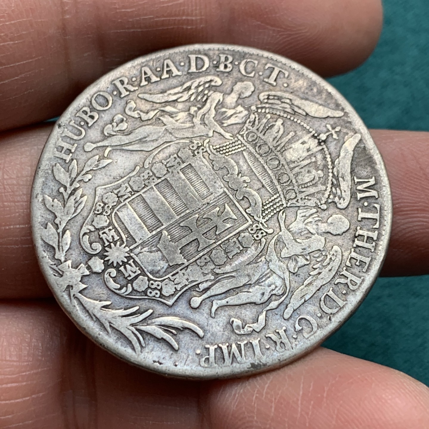 《竞宝斋》第146场-周日，周一 2场 (全场包邮) 匈牙利版 1780B年 圣母抱婴 双天使泰勒 大银币