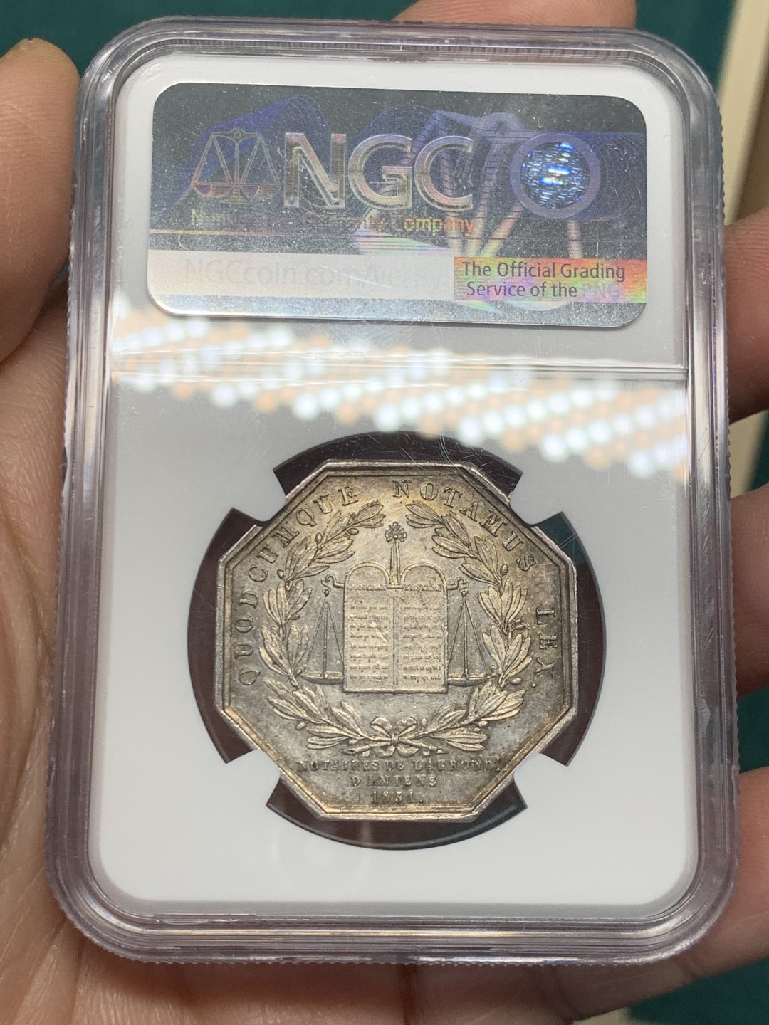 《竞宝斋》第146场-周日，周一 2场 (全场包邮) NGC MS62 法国 1831 亚眠市八角银质代币 高卢雄鸡细节不错