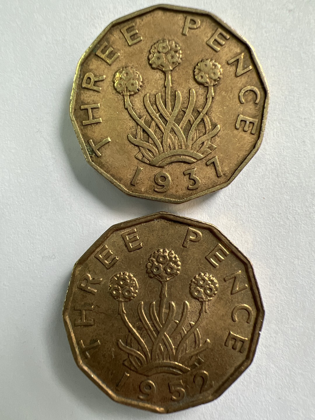 泡泡堂微拍第一百〇三幕硬币捡漏可累计专场👿👿，累计满二十元包邮，接受代拍业务 三便士两枚