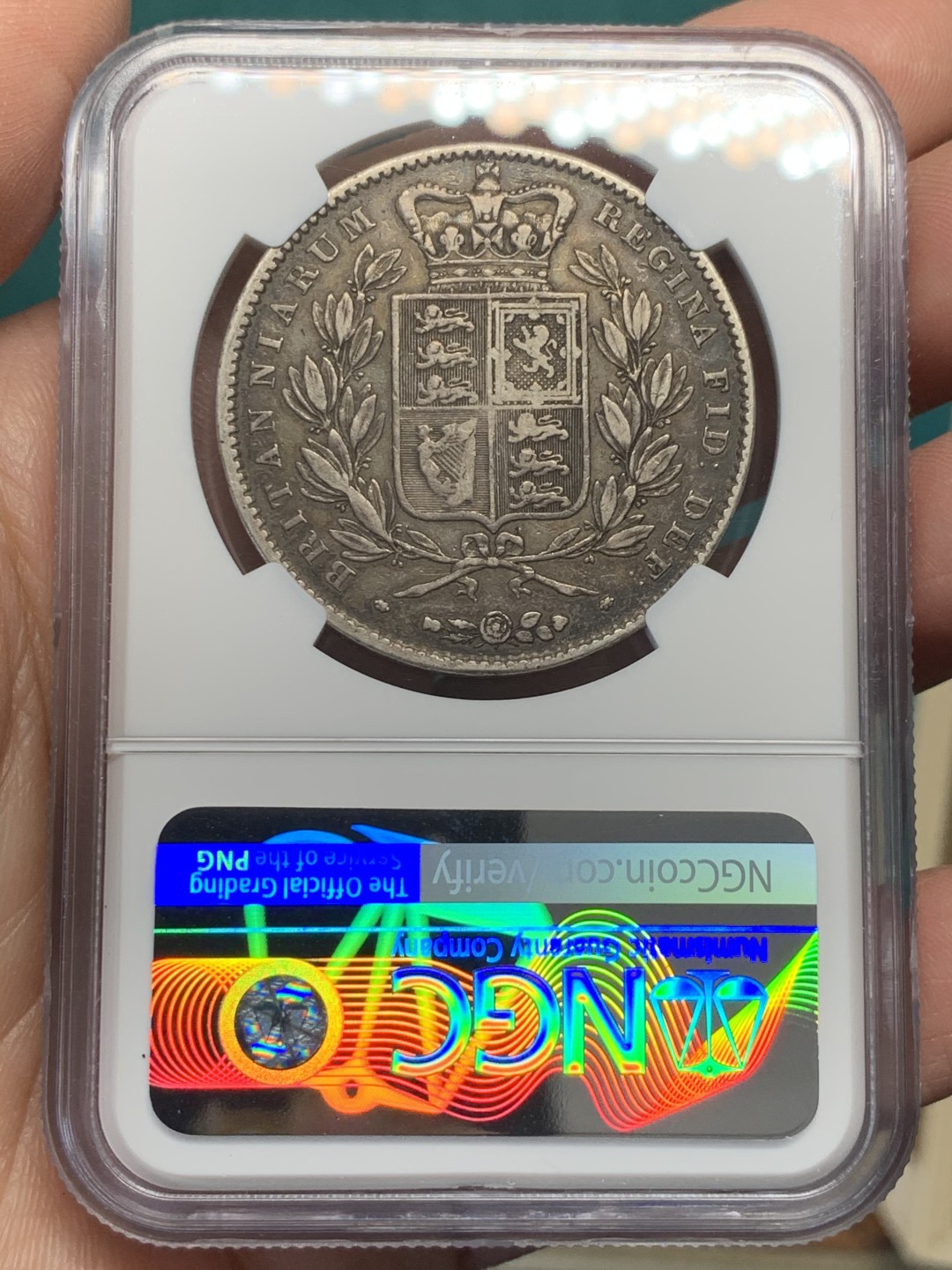 《竞宝斋》第146场-周日，周一 2场 (全场包邮) NGC-XF40 英国1845年小维克朗，少见品种小版别，流通品的自藏状态，黑彩原包浆，背面深色五彩