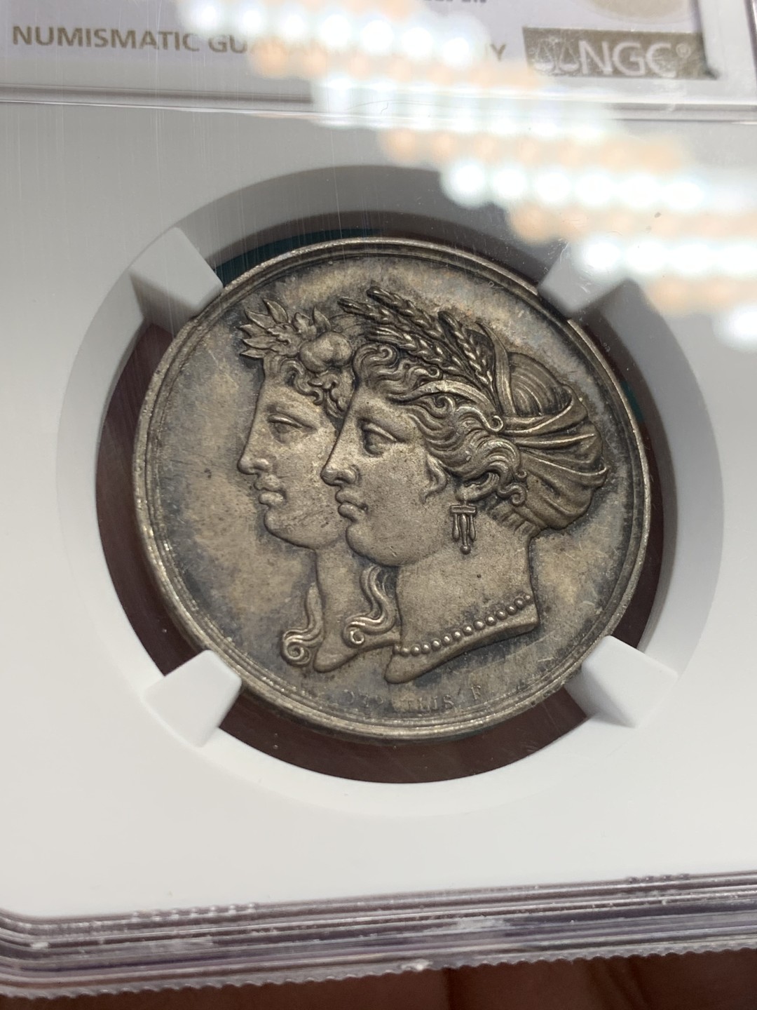 《竞宝斋》第146场-周日，周一 2场 (全场包邮) NGC-MS64 法国1819年 瑟涅河谷物女神 JETON 银制 高浮雕 顶极品相