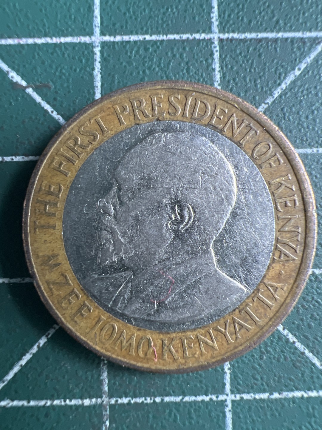 泡泡堂微拍第一百〇五幕硬币捡漏可累计专场👿👿，累计满二十元包邮，接受代拍业务 肯尼亚10先令