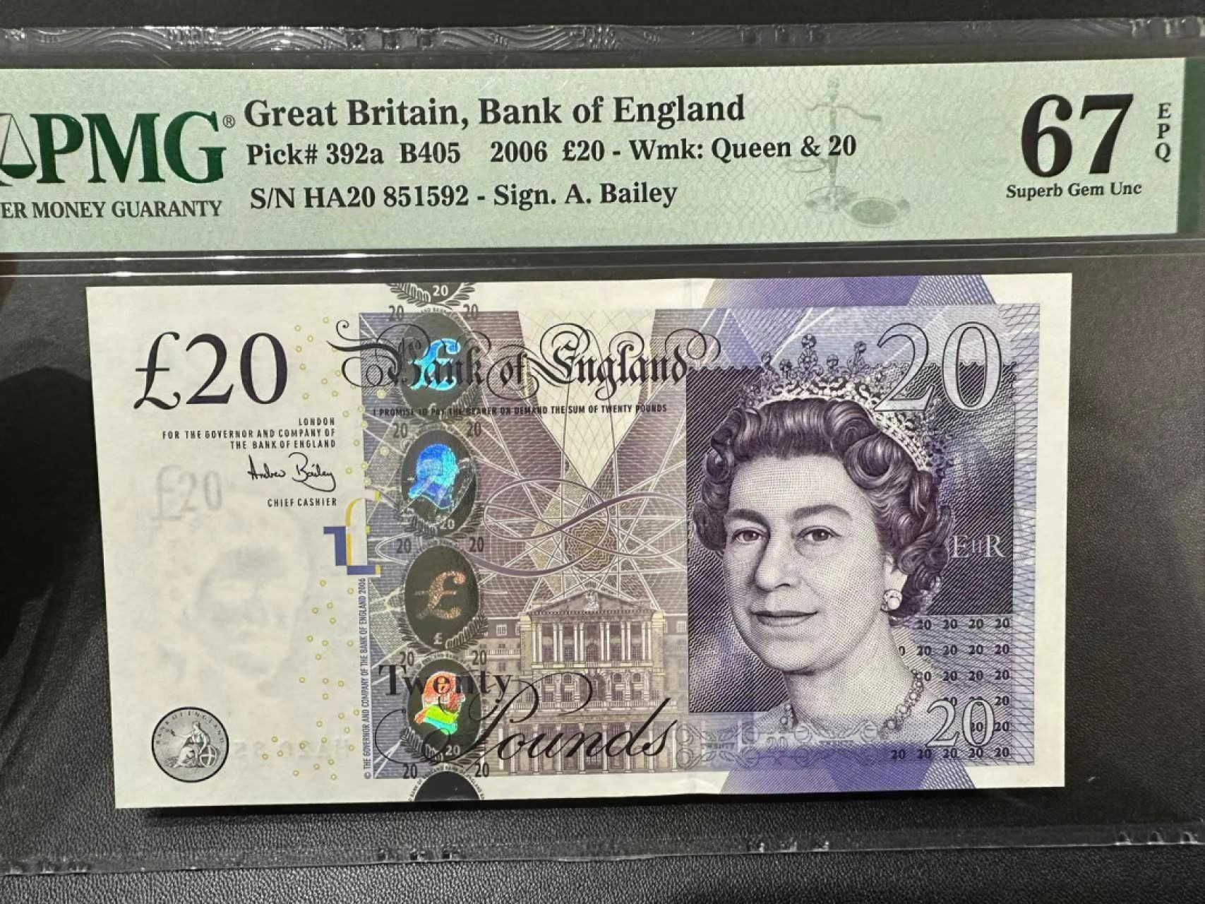 《外钞收藏家》第二百五十四期（连拍第二场） 2006年英国F序列20镑 PMG67 无47
