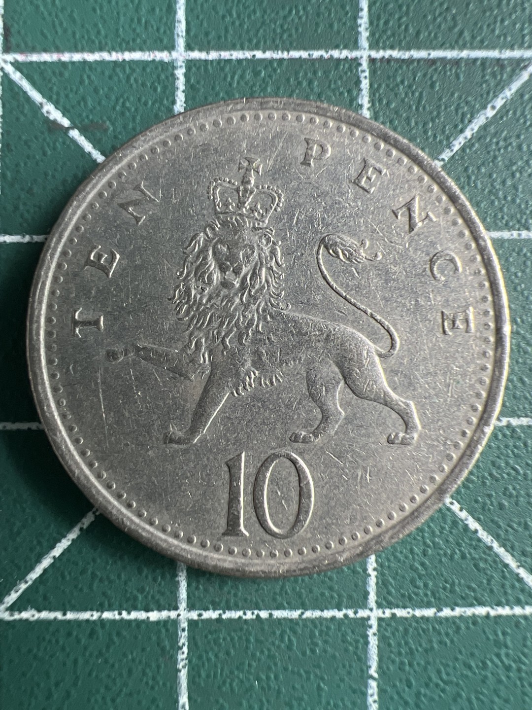 泡泡堂第259期  世界硬币 （无押金，捡漏，全场20包邮，偏远地区除外，接收代拍业务） 英国10便士