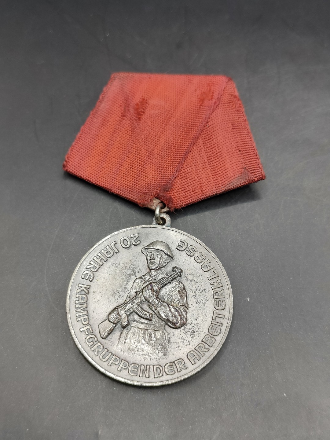 全场0元起拍 第41期 咸鱼国勋章拍卖专场 3月26日（周日）下午6：00开始 东德工人阶级战斗队成立20周年奖章