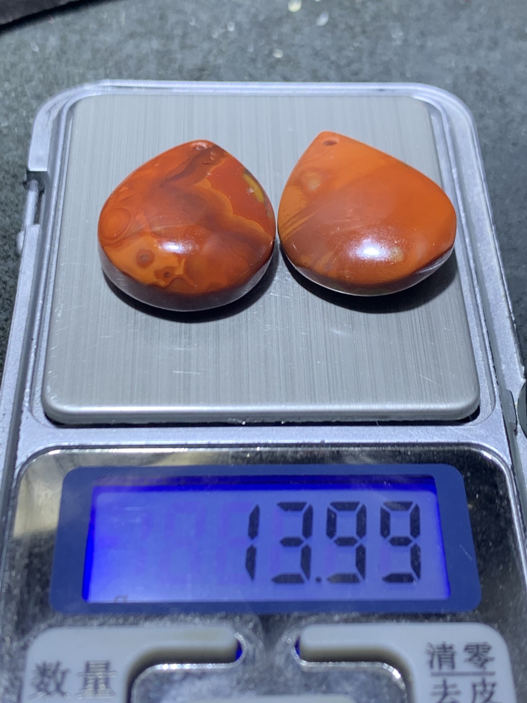 战国红玛瑙通货吊坠两个