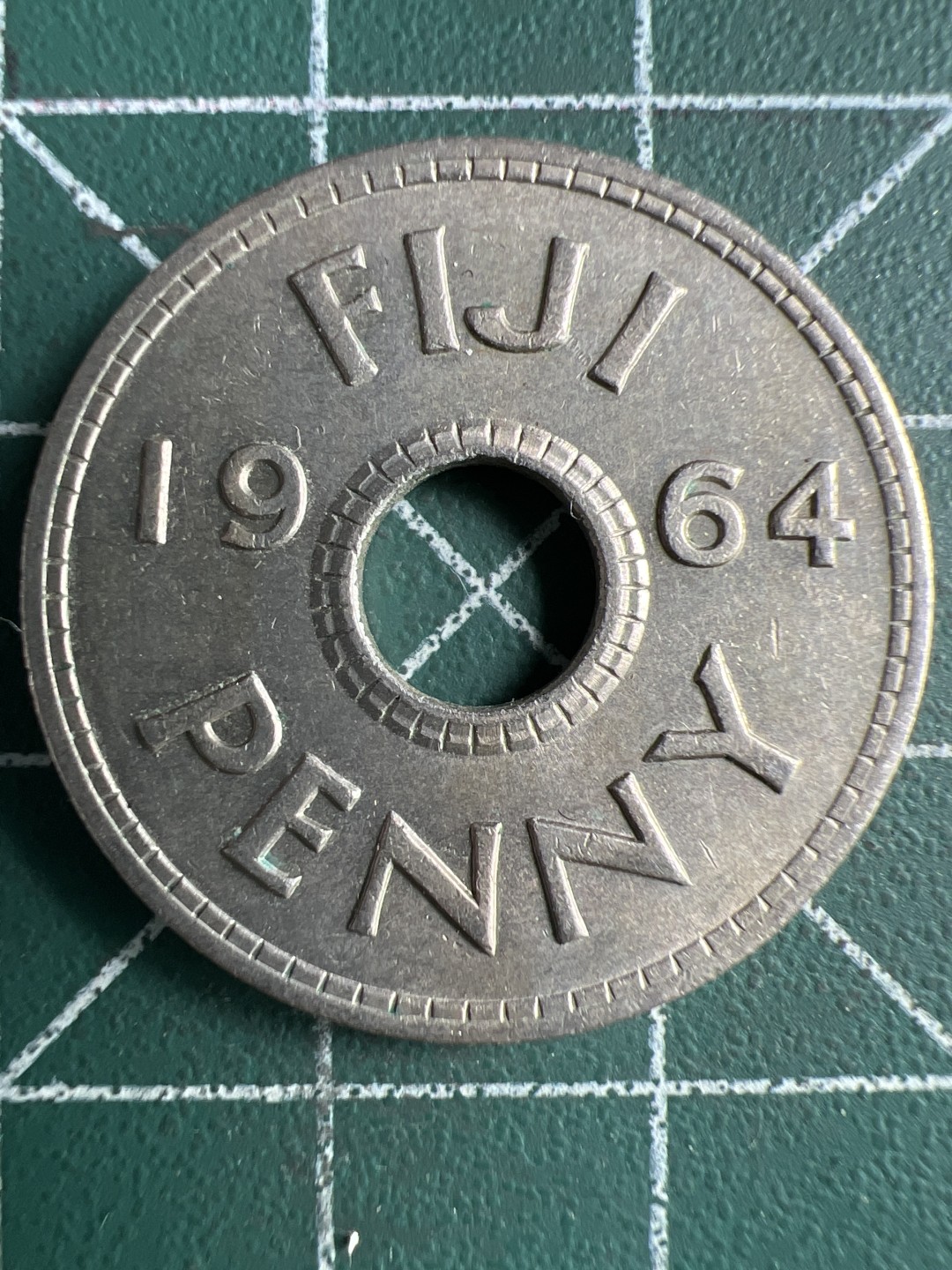 泡泡堂微拍第一百〇五幕硬币捡漏可累计专场👿👿，累计满二十元包邮，接受代拍业务 斐济一便士