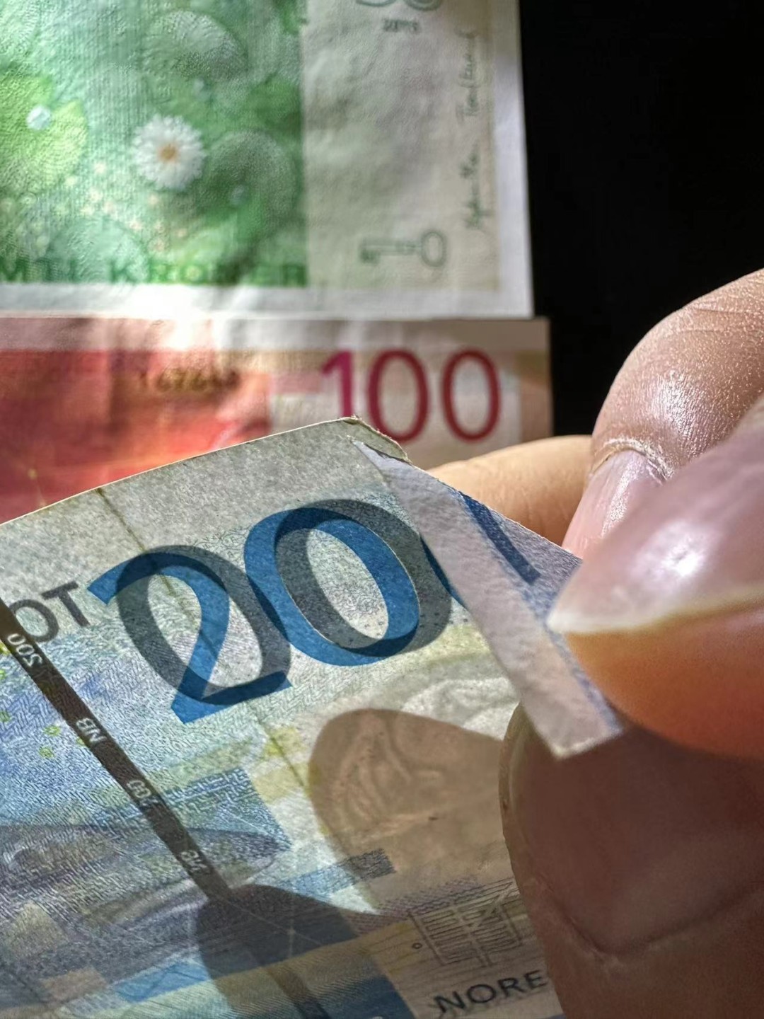 《外钞收藏家》第二百五十四期（连拍第二场） 2006-2015年挪威50、100、200克朗 三张一起  50全新 100AU 200流通破口